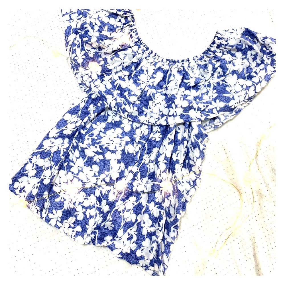 Off-the-shoulder Top